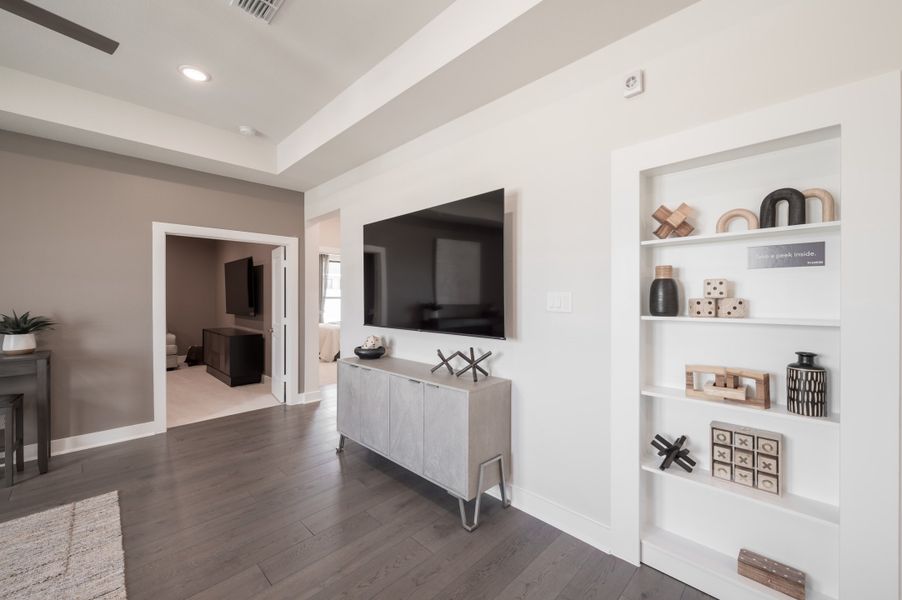 Representative furnished interior of a home built from the Bogata by Tri Pointe Homes in Harvest Green, Richmond (Image 75).