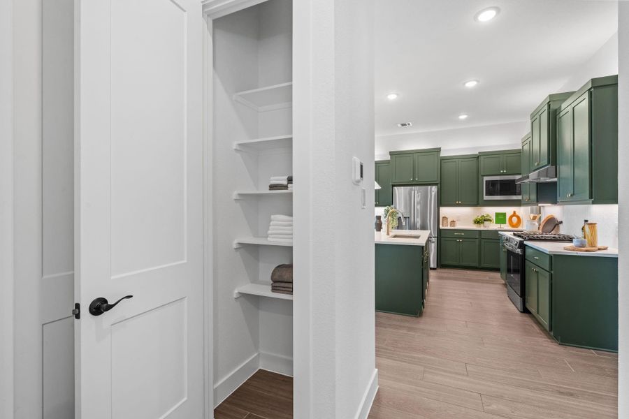 **Photos are representative of the floor plan and not of the actual home** **Photos are representative of the floor plan and not of the actual home**