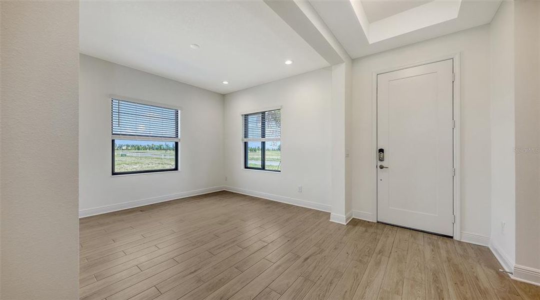 Spacious, unfurnished interior of a new home in Palm Grove, Lakewood Ranch (Image 33).