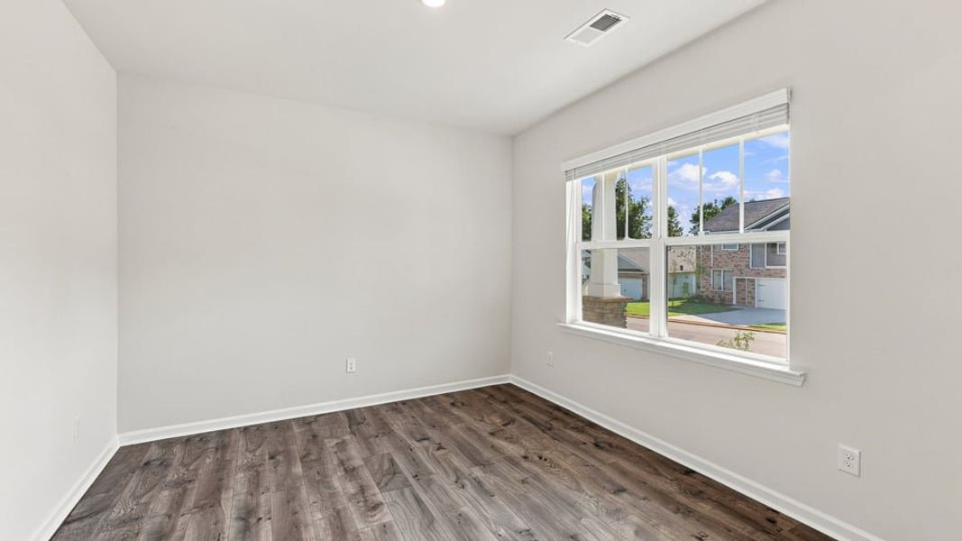 Spacious, unfurnished interior of a new home in Woodglen, Piedmont (Image 18). Spacious, unfurnished interior of a new home in Woodglen, Piedmont (Image 18).