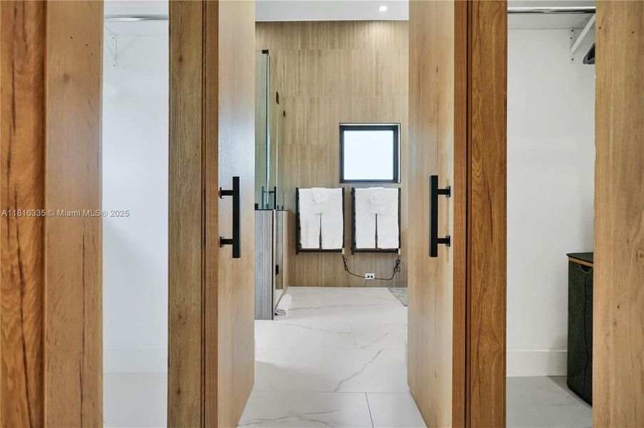 Furnished interior view inside a new home in , Naples (Image 5).