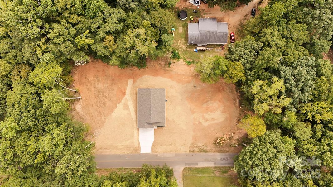 Image 32 of a home in .