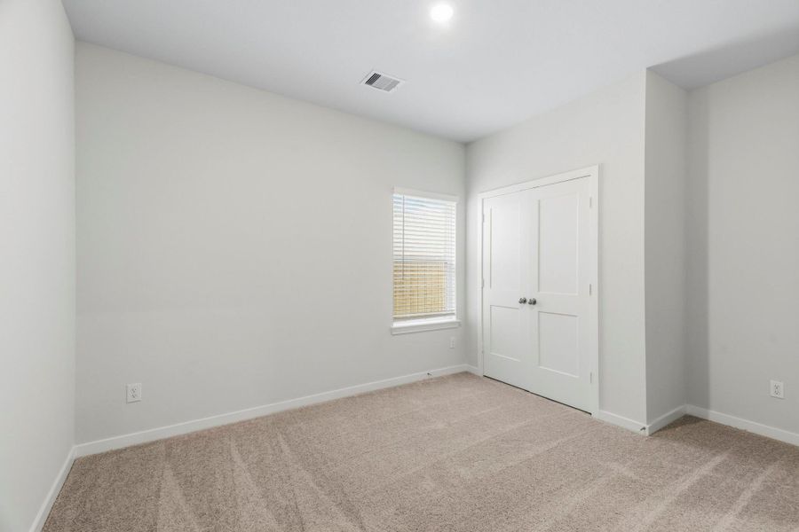 Spacious, unfurnished interior of a new home in Sunterra Lakes, Brookshire (Image 19). Spacious, unfurnished interior of a new home in Sunterra Lakes, Brookshire (Image 19).
