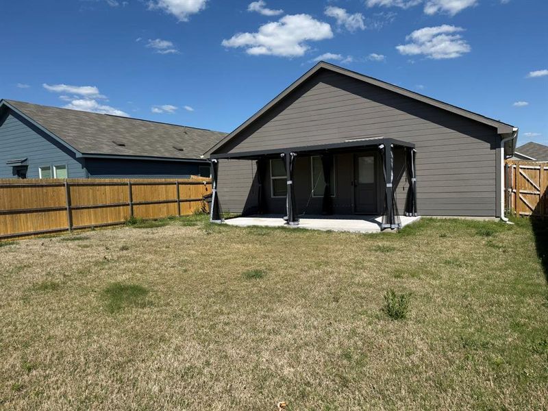 Exterior details and patio area of a home in Tillage Farms, Princeton (Image 23).