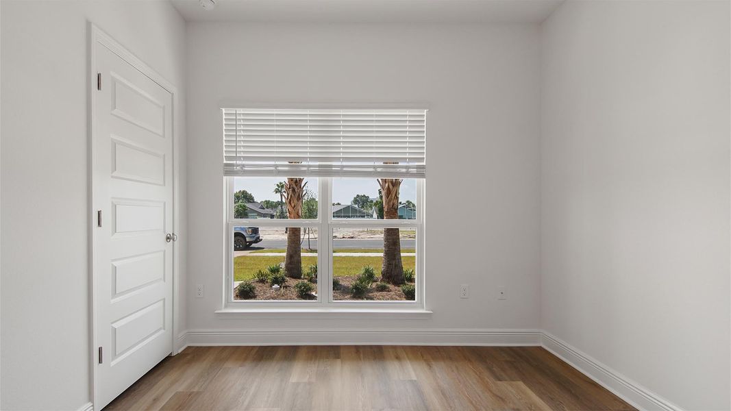 Spacious, unfurnished interior of a new home in Caballeros Estates At Hombre, Panama City Beach (Image 29).