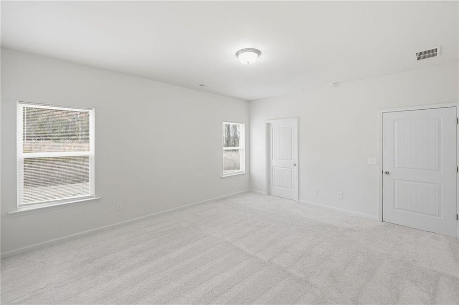 Spacious, unfurnished interior of a new home in , Cartersville (Image 25).