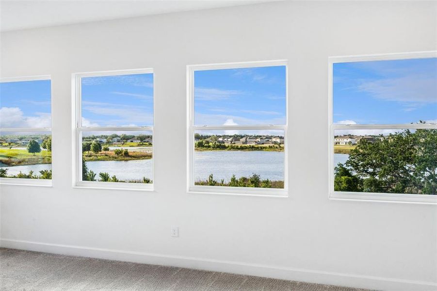 Spacious, unfurnished interior of a new home in , Winter Garden (Image 23).