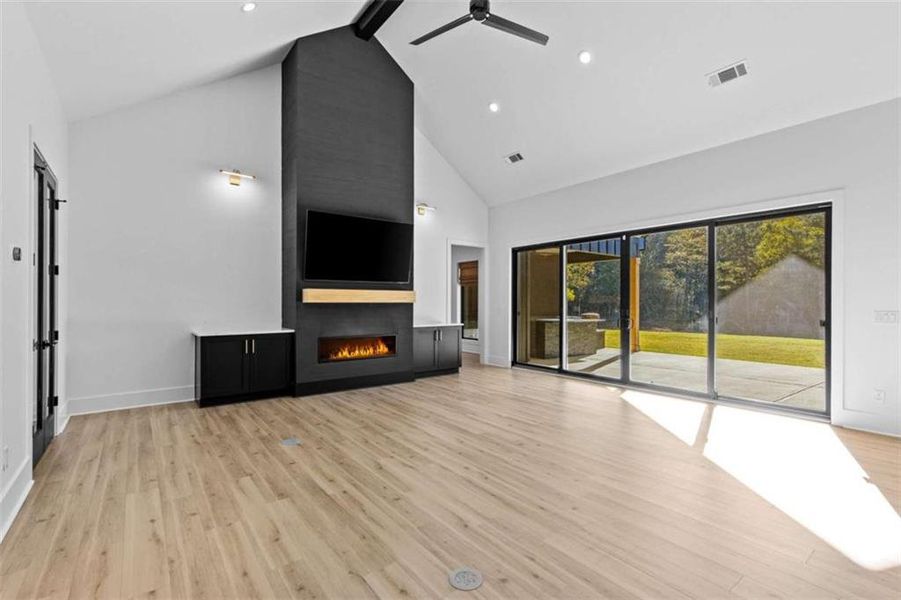 Spacious, unfurnished interior of a new home in , Monroe (Image 53).