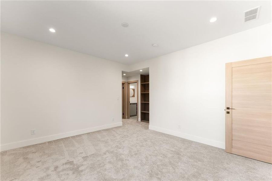 Spacious, unfurnished interior of a new home in , Cumming (Image 51).