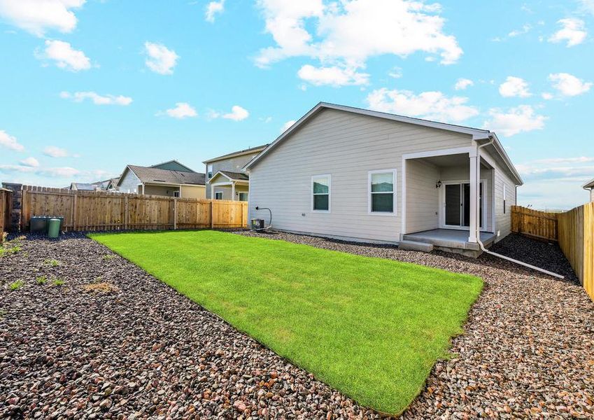 The back yard of the Arapaho is fully-fenced.