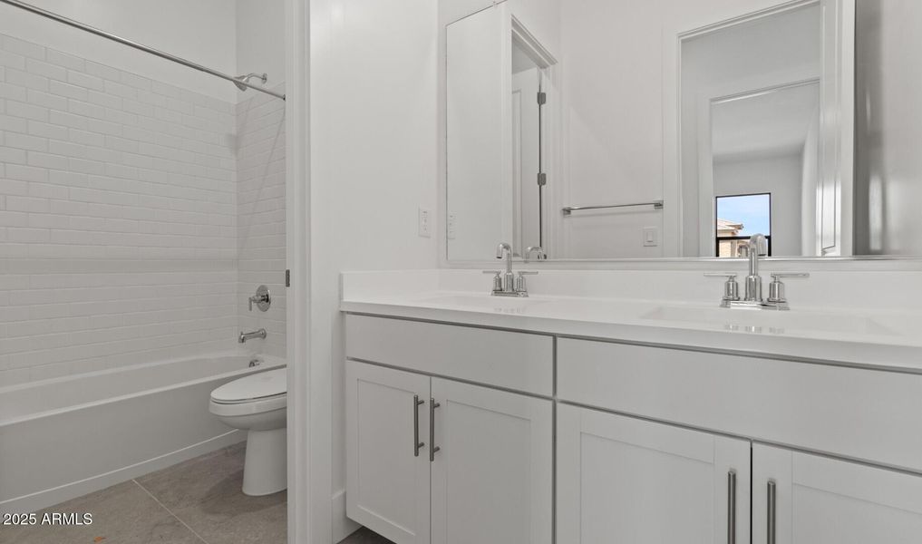 Edgewood Lot #101 Hall Bath (Large) Edgewood Lot #101 Hall Bath (Large)