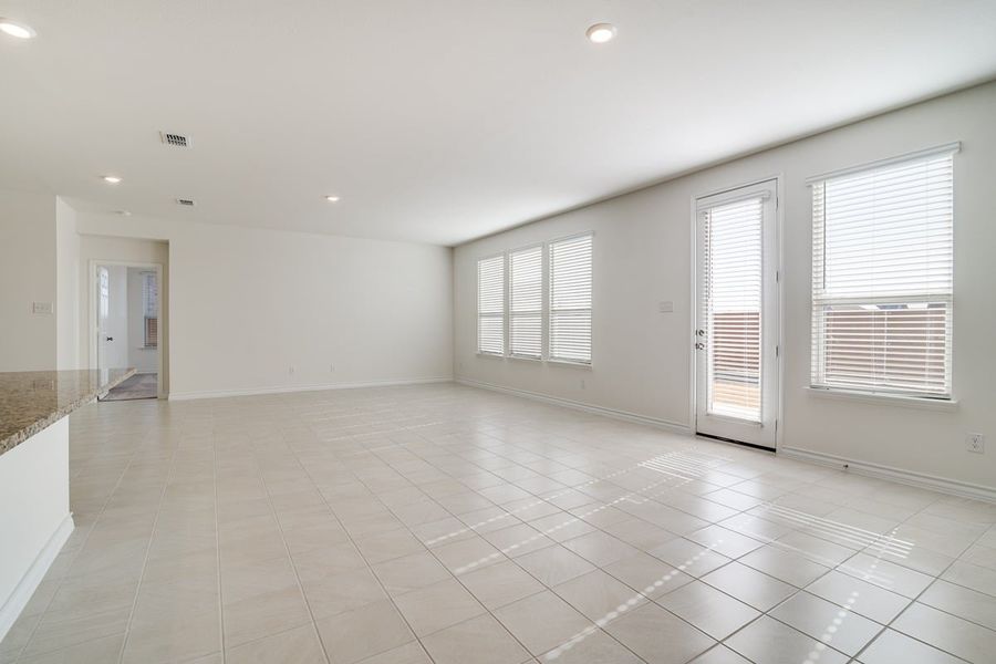 Spacious, unfurnished interior of a new home in Heartland Signature, Crandall (Image 10). Spacious, unfurnished interior of a new home in Heartland Signature, Crandall (Image 10).