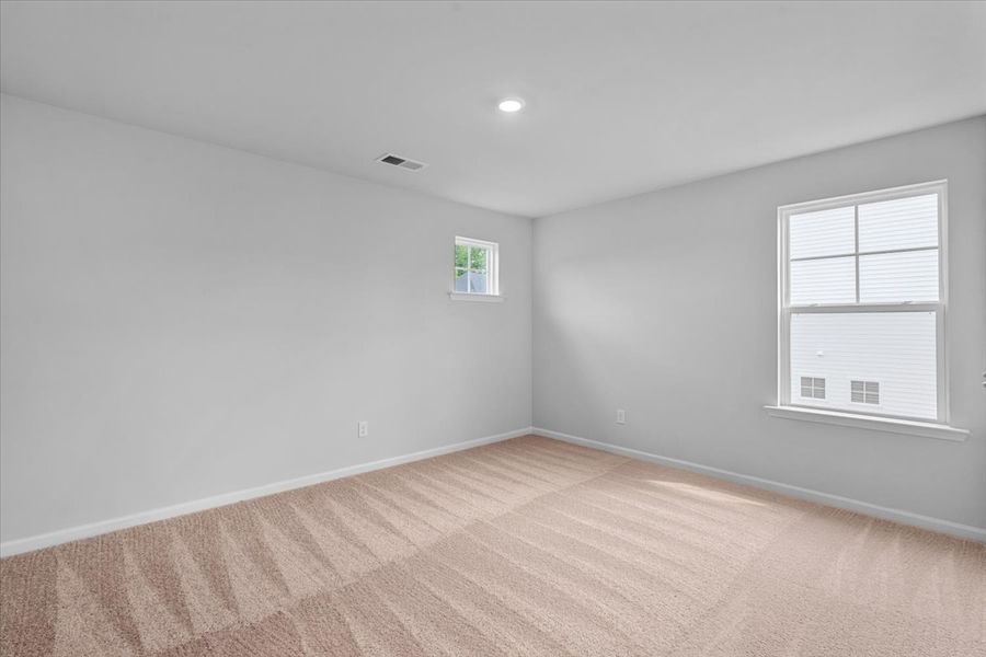 Spacious, unfurnished interior of a new home in Fieldstone, Lexington (Image 33). Spacious, unfurnished interior of a new home in Fieldstone, Lexington (Image 33).