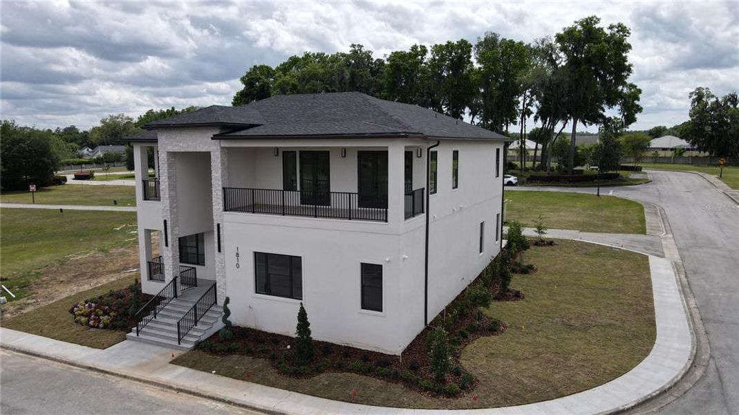 Front exterior of a new home in , Ocala, FL, highlighting curb appeal (Image 21).
