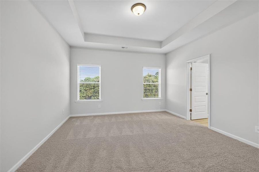 Spacious, unfurnished interior of a new home in Franklin Manor, Lawrenceville (Image 26).