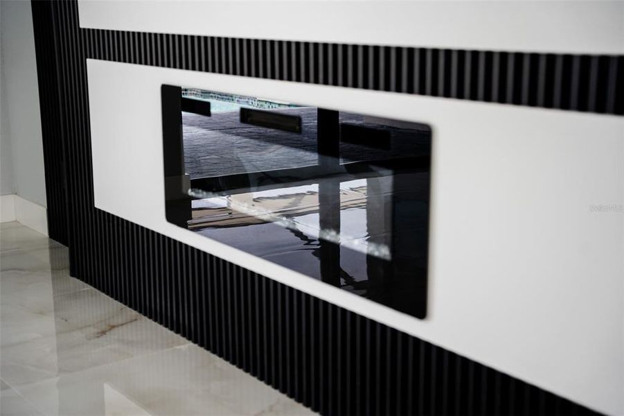 Close-up of interior finishes inside a home in , Port Charlotte (Image 35).