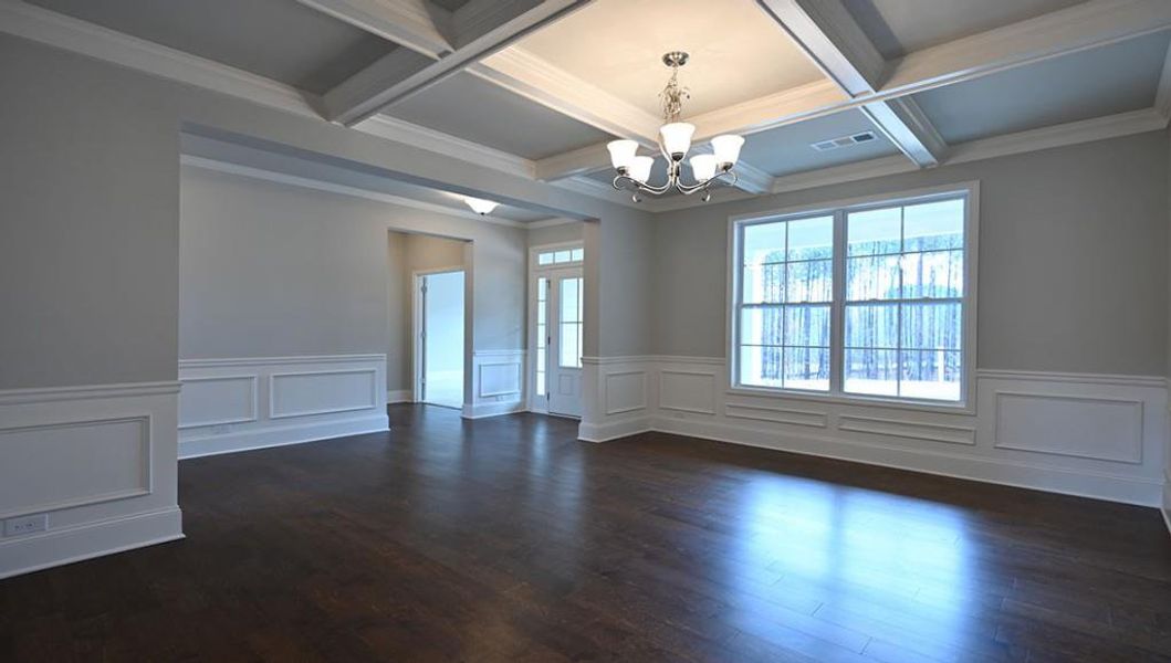 Spacious, unfurnished interior of a new home in Thalley Creek Estates, Cumming (Image 16).