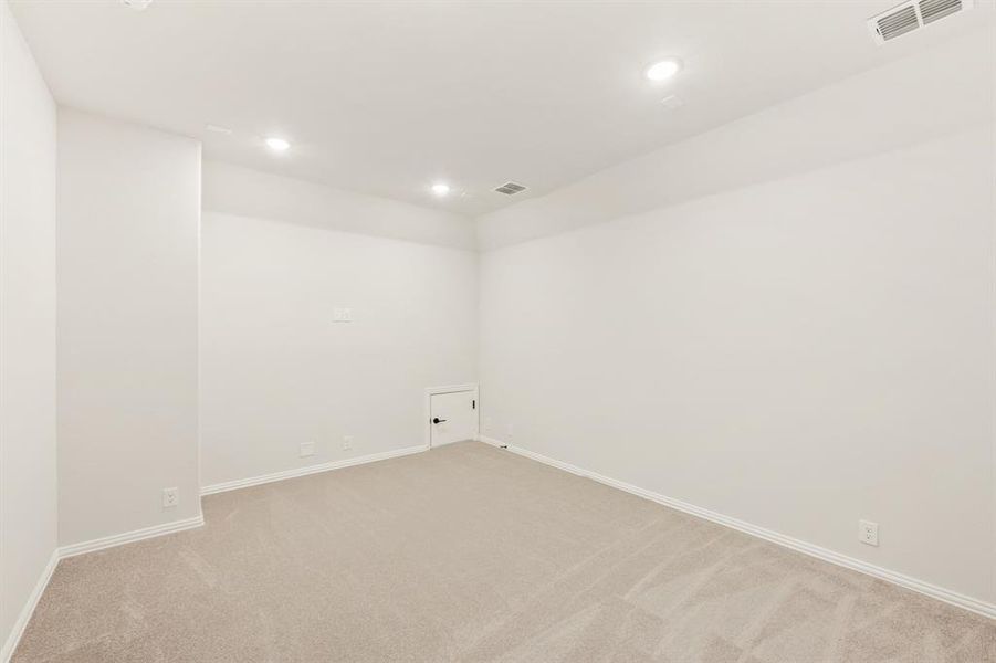 Spacious, unfurnished interior of a new home in Parks at Panchasarp Farms, Burleson (Image 24). Spacious, unfurnished interior of a new home in Parks at Panchasarp Farms, Burleson (Image 24).