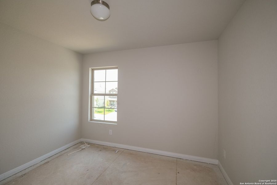 Spacious, unfurnished interior of a new home in Blue Ridge Ranch, San Antonio (Image 29). Spacious, unfurnished interior of a new home in Blue Ridge Ranch, San Antonio (Image 29).