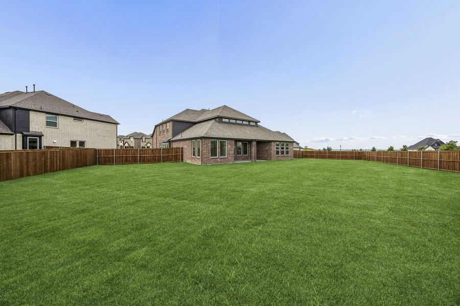 Representative exterior details of a home built from the The Mockingbird by Lillian Custom Homes in Polo Ridge, Forney (Image 4).