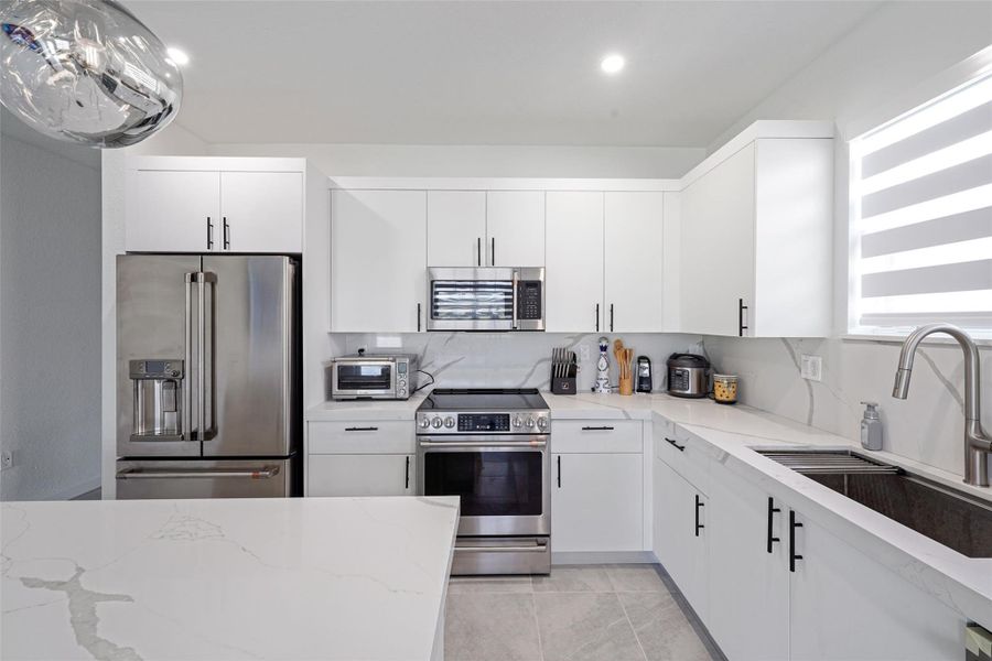 Furnished interior view inside a new home in , Homestead (Image 21).