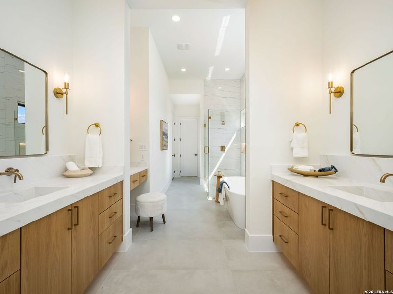 Furnished interior view inside a new home in , Boerne (Image 44).