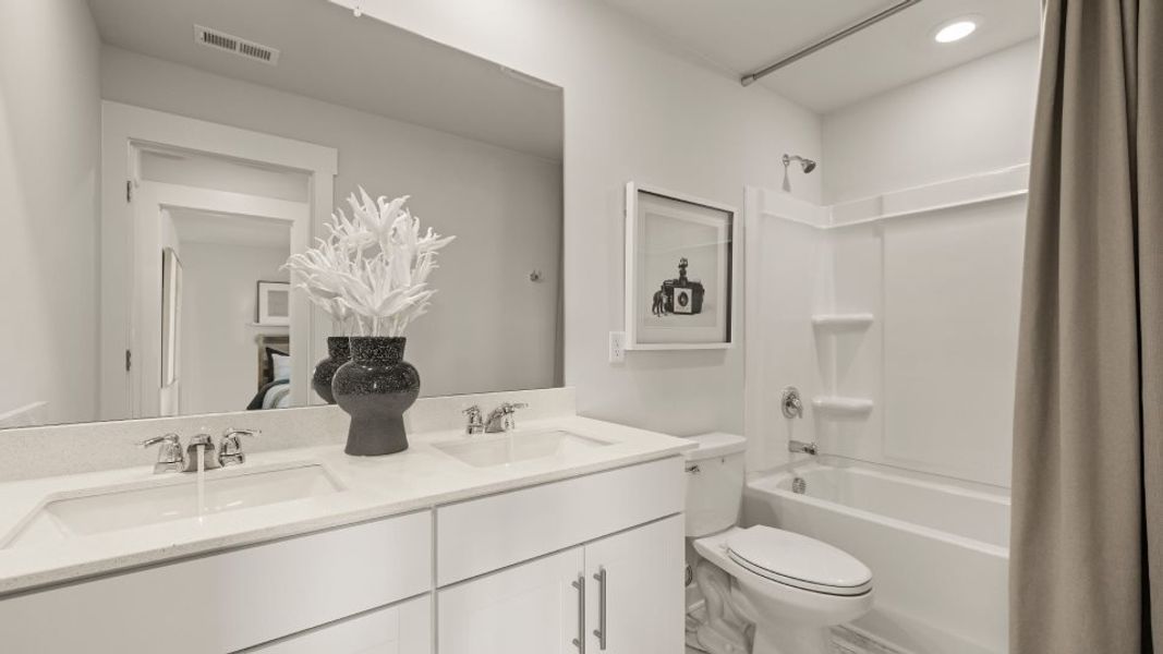 Primrose Bathroom 2 Primrose Bathroom 2