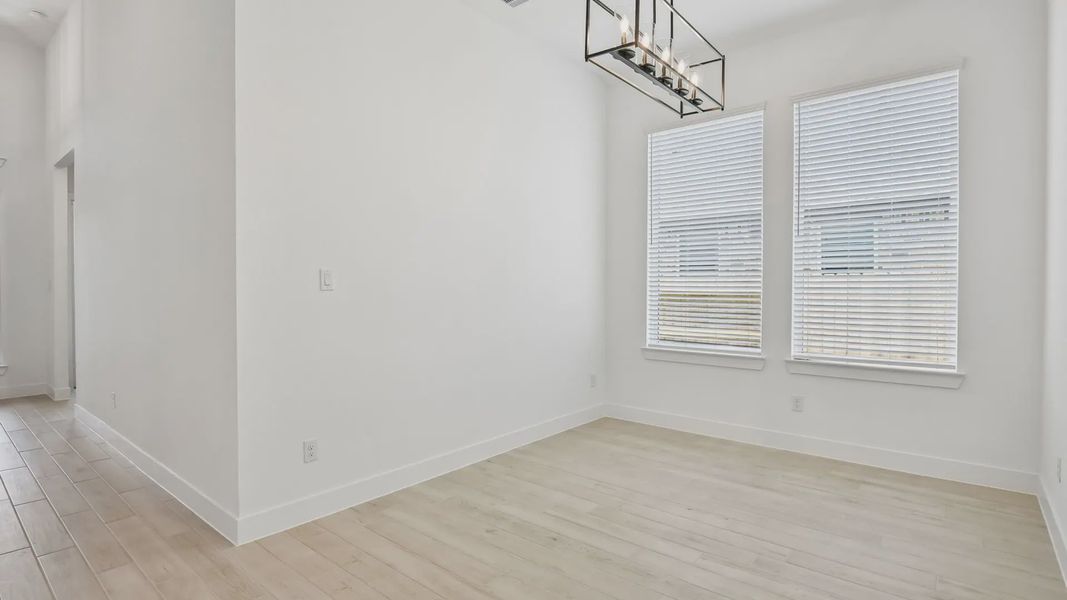 Spacious, unfurnished interior of a new home in Artavia, Conroe (Image 27).