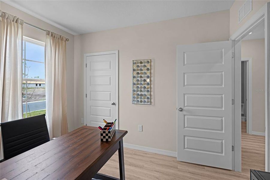 Furnished interior view inside a new home in , Winter Haven (Image 29).