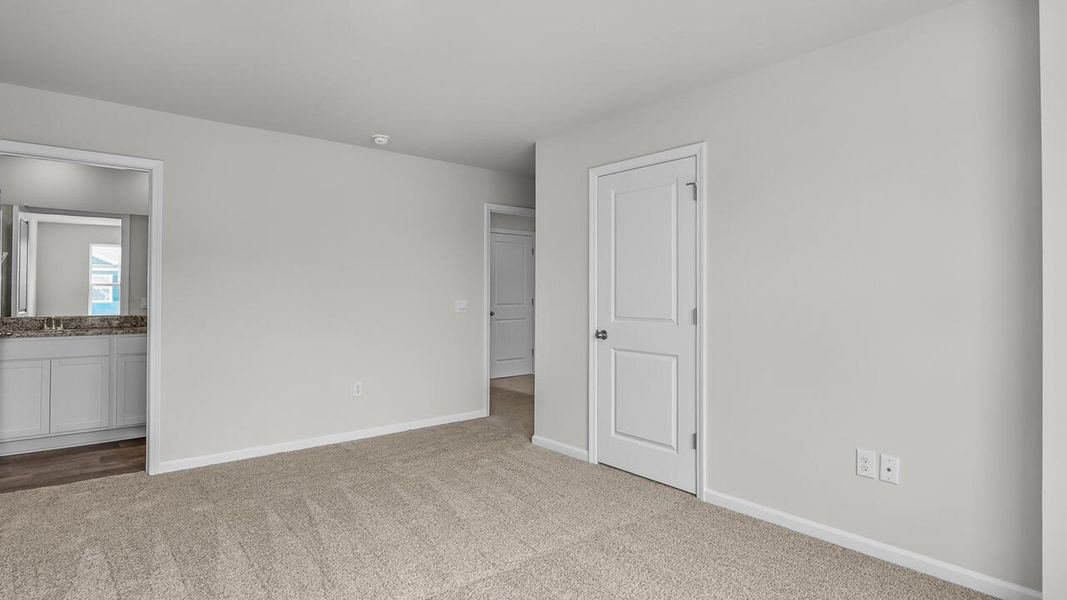 Spacious, unfurnished interior of a new home in Townes at Seabrooke, Leland (Image 20). Spacious, unfurnished interior of a new home in Townes at Seabrooke, Leland (Image 20).