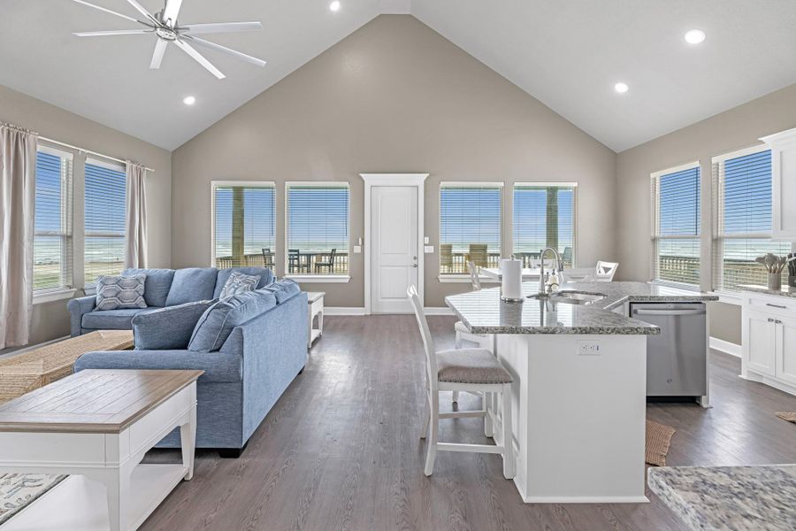 Furnished interior view inside a new home in , Freeport (Image 15).