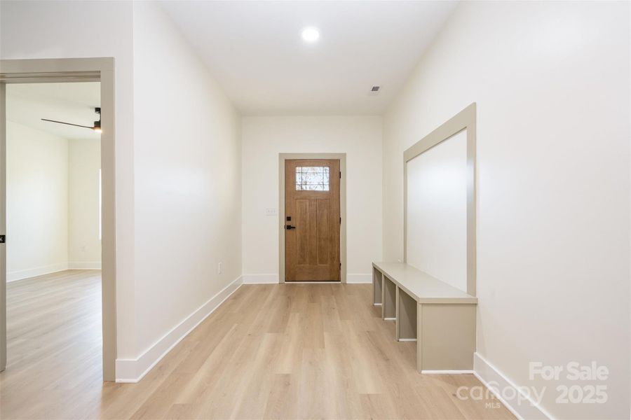 Spacious, unfurnished interior of a new home in , Shelby (Image 10).