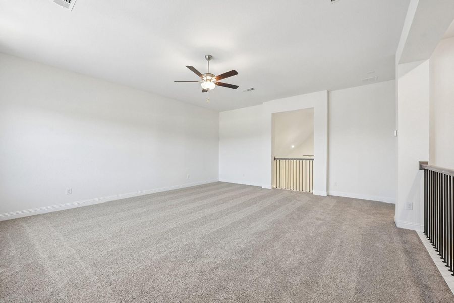 Spacious, unfurnished interior of a new home in Evergreen 70', Conroe (Image 21).
