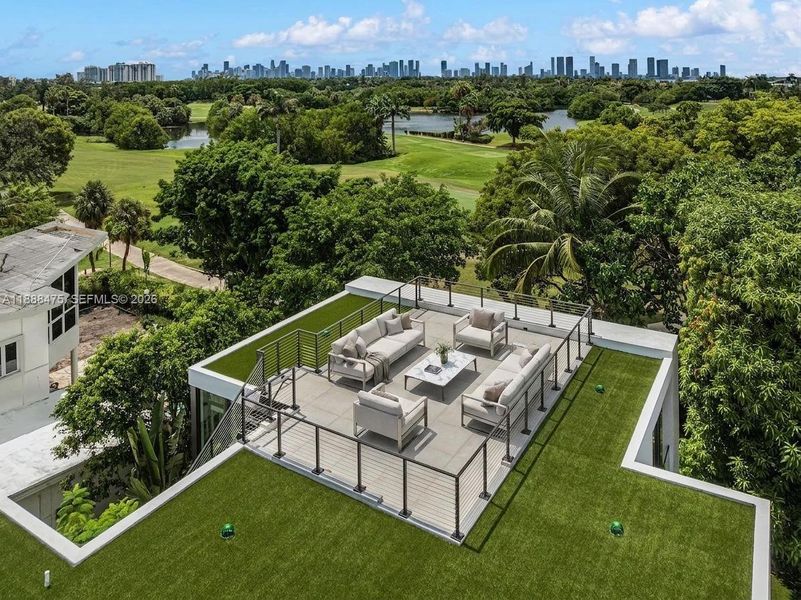Private Rooftop - Home Located on Miami Beach Golf Course - Virtually Rendered Furniture Private Rooftop - Home Located on Miami Beach Golf Course - Virtually Rendered Furniture