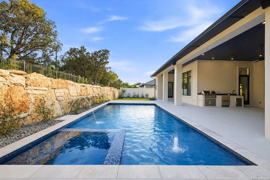 Exterior details and patio area of a home in , San Antonio (Image 30).