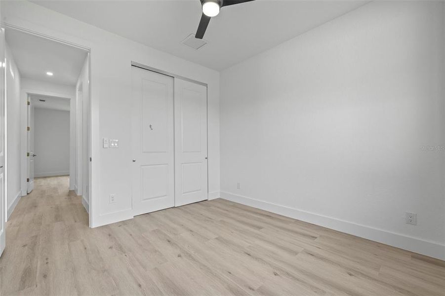 Spacious, unfurnished interior of a new home in , Port Charlotte (Image 25).