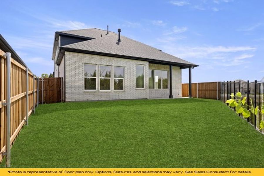 Representative exterior details of a home built from the The Barbados by Stonefield Homes in The Highlands, Rockwall (Image 39).