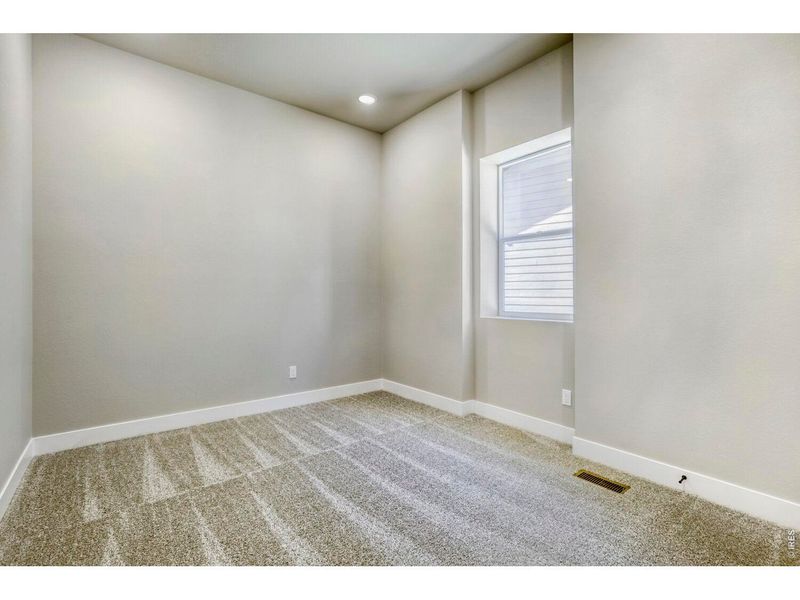 Spacious, unfurnished interior of a new home in , Fort Collins (Image 25).