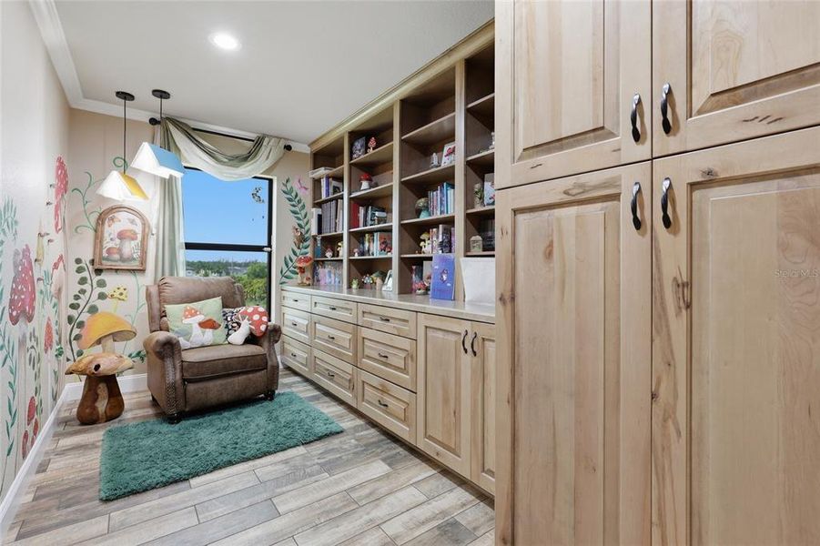 Furnished interior view inside a new home in , Cape Coral (Image 11).