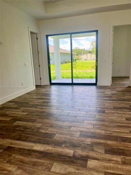 Spacious, unfurnished interior of a new home in , Port Charlotte (Image 6). Spacious, unfurnished interior of a new home in , Port Charlotte (Image 6).