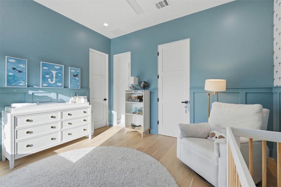 Furnished interior view inside a new home in , Bellaire (Image 43).