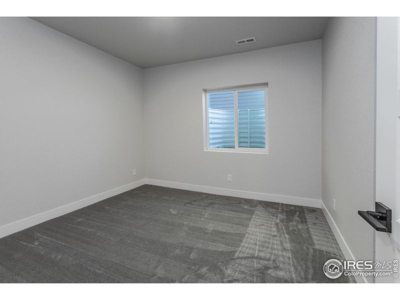 FINISHED BASEMENT BEDROOM