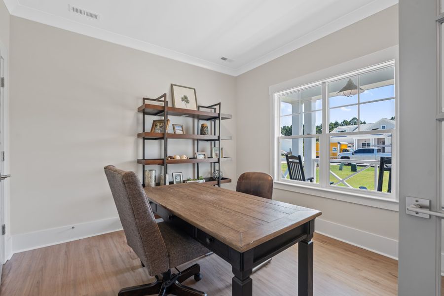 Representative furnished interior of a home built from the Scout by Bill Clark Homes in Sidbury Landing, Wilmington (Image 61).