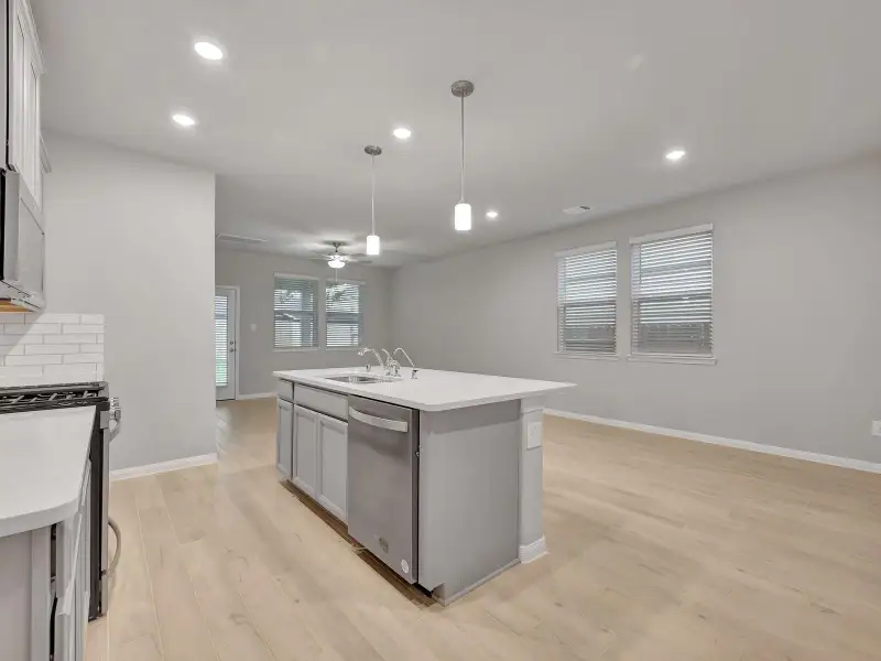 Photo is not of the actual home, but is an inspirational photo of builder’s model home and may depict options, furnishings, and/or decorator features that are not included Photo is not of the actual home, but is an inspirational photo of builder’s model home and may depict options, furnishings, and/or decorator features that are not included