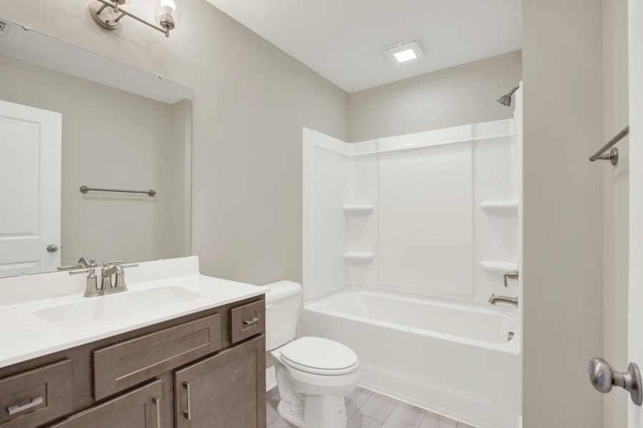 Aspen Plan Second Floor Bathroom #2