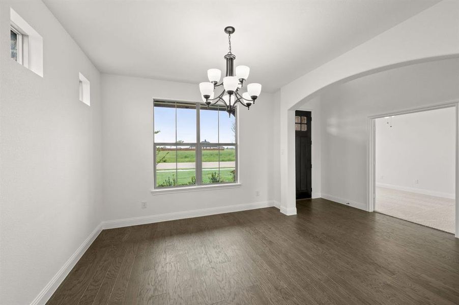 Spacious, unfurnished interior of a new home in Coyote Crossing, Godley (Image 26).