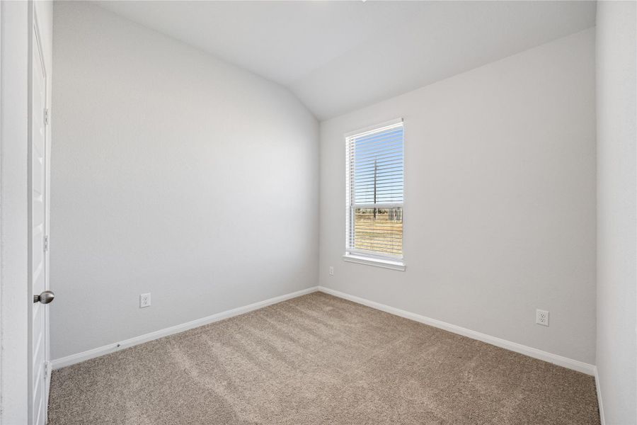 Spacious, unfurnished interior of a new home in , Texas City (Image 22).