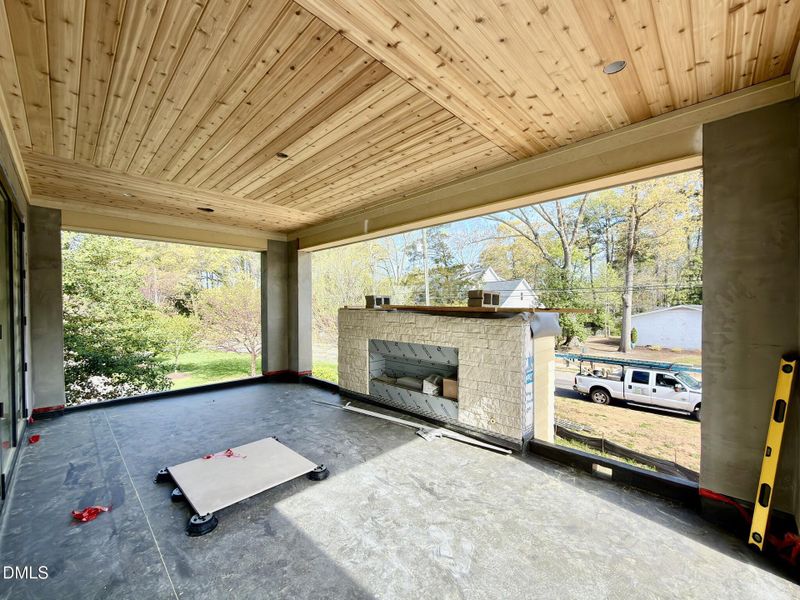 012DFD5E-DAEB-478E-9C67-2F718A834E4A_1_1