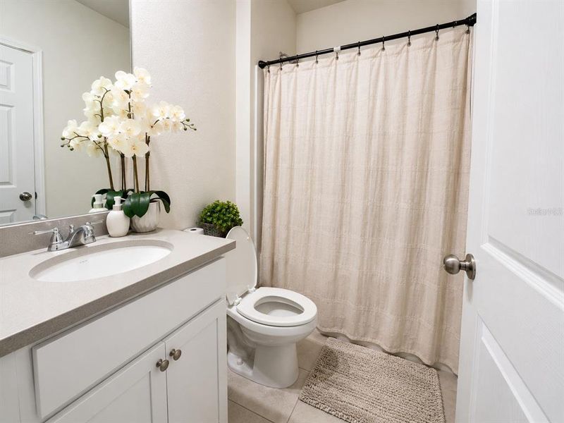Furnished interior view inside a new home in Taylor Groves, Lake Wales (Image 7).