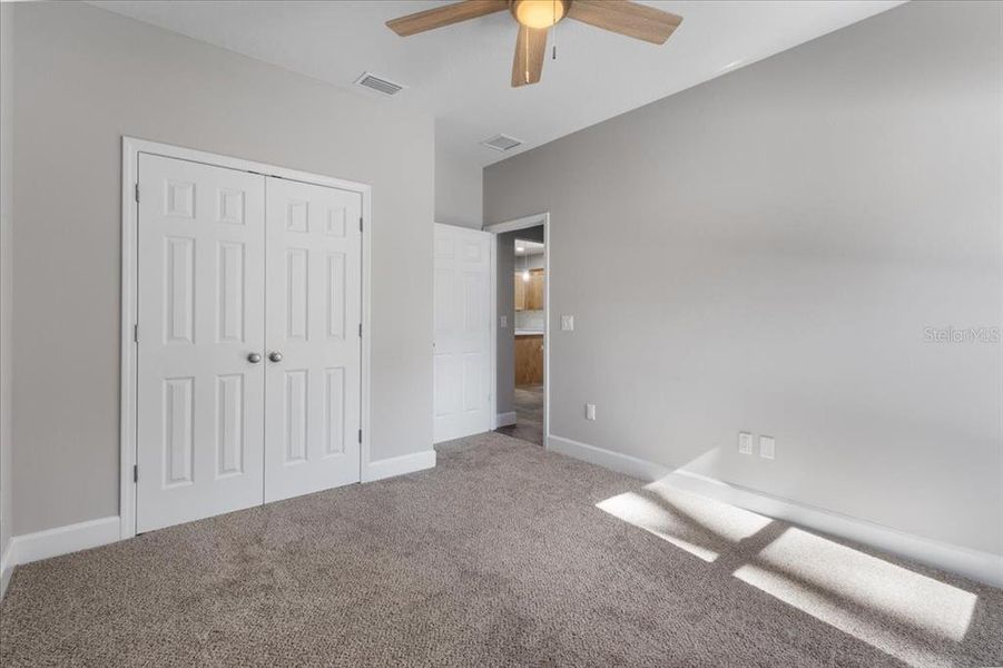 Spacious, unfurnished interior of a new home in , Chiefland (Image 27).